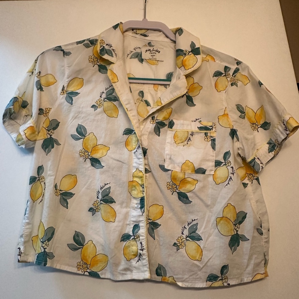 HOLLISTER/GILLYHICKS: Lemon print button up shirt